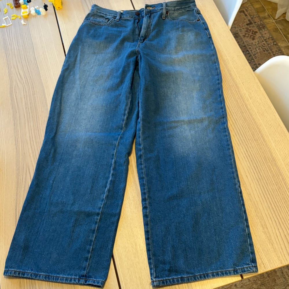 Universal Thread Jeans